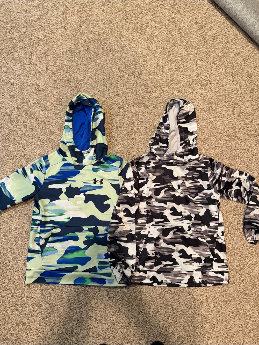 Set of Under Armour Boys' Camo Hooded Performance Sweatshirts Youth Medium
